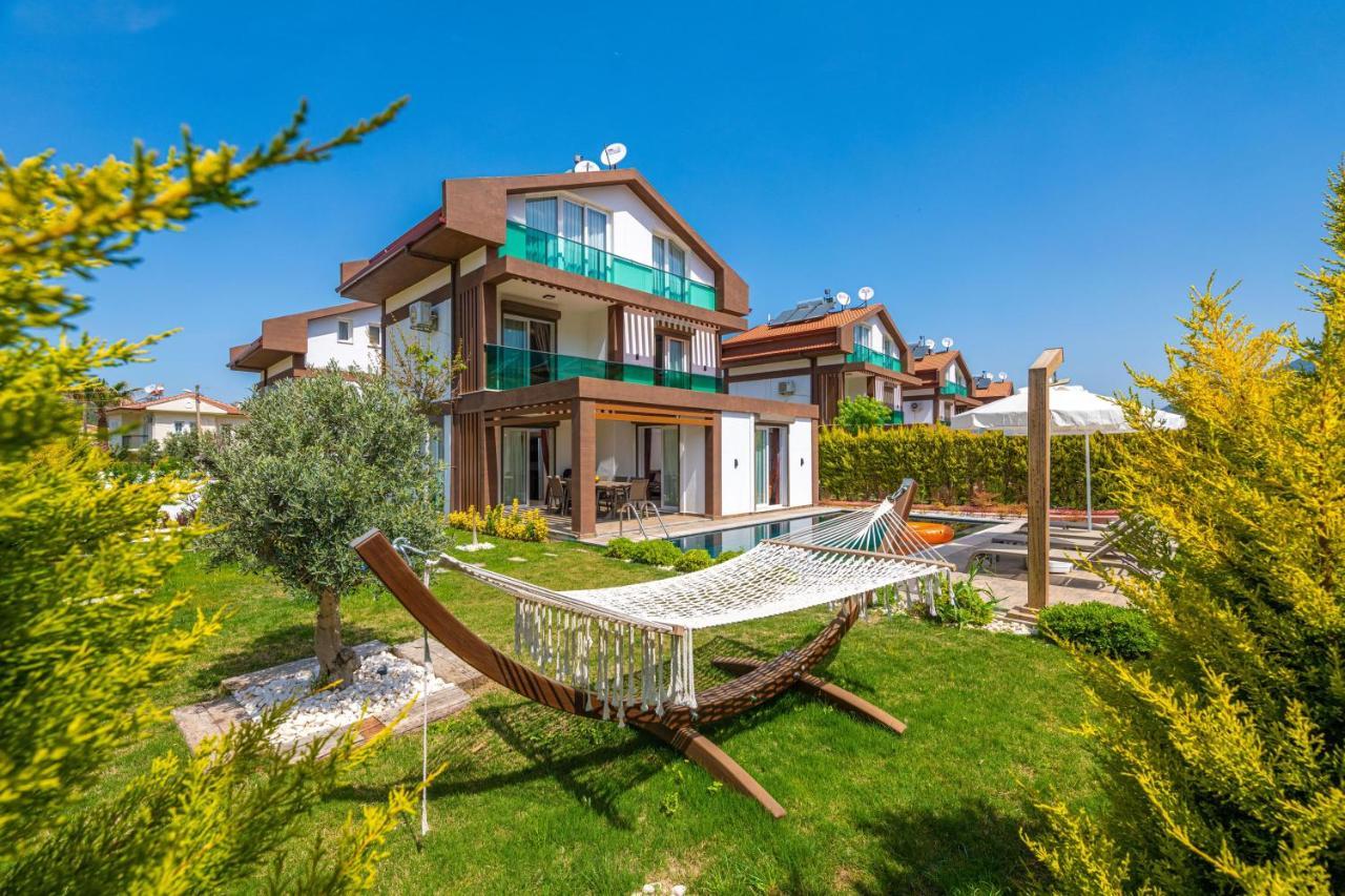 4 Beds, Luxury Holiday Villa In Hisaroenue Oeluedeniz Villa Mia 费特希耶 外观 照片