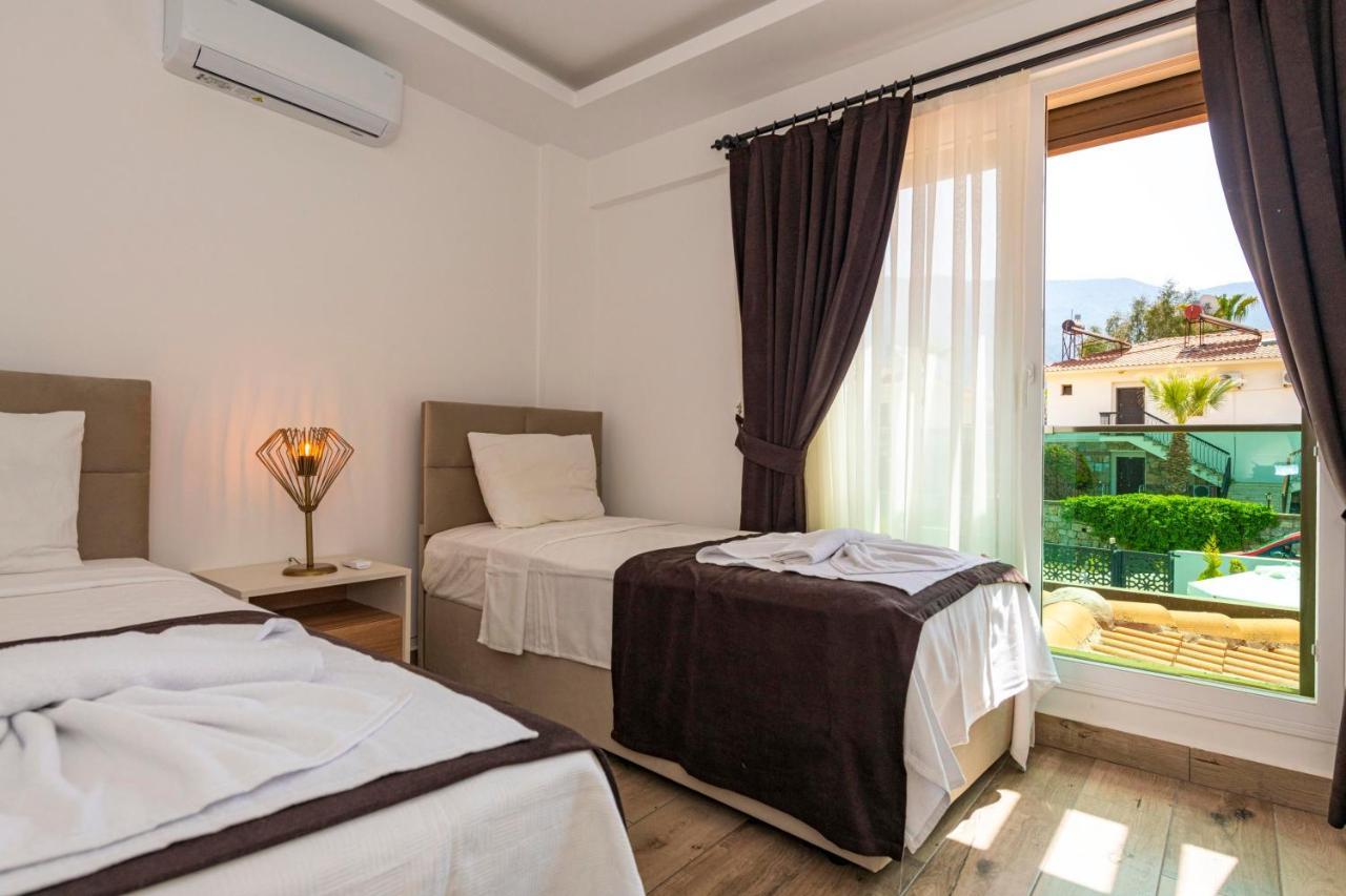 4 Beds, Luxury Holiday Villa In Hisaroenue Oeluedeniz Villa Mia 费特希耶 外观 照片