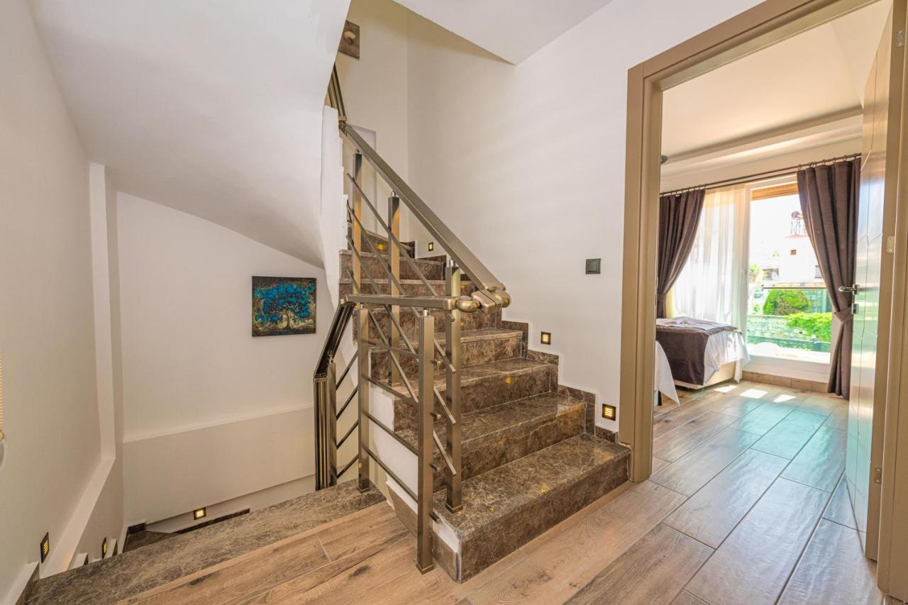 4 Beds, Luxury Holiday Villa In Hisaroenue Oeluedeniz Villa Mia 费特希耶 外观 照片
