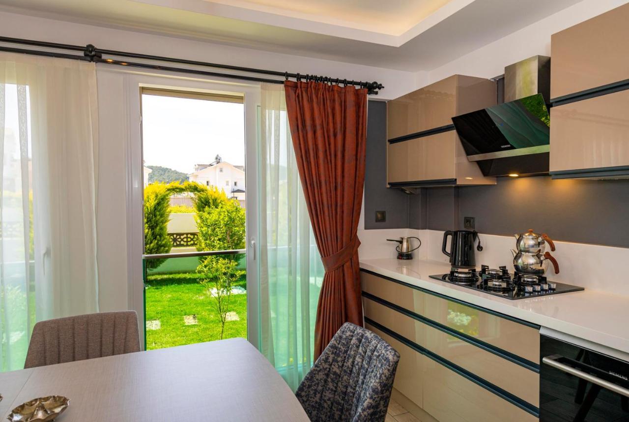 4 Beds, Luxury Holiday Villa In Hisaroenue Oeluedeniz Villa Mia 费特希耶 外观 照片