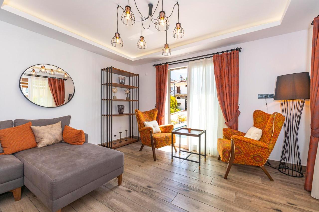 4 Beds, Luxury Holiday Villa In Hisaroenue Oeluedeniz Villa Mia 费特希耶 外观 照片